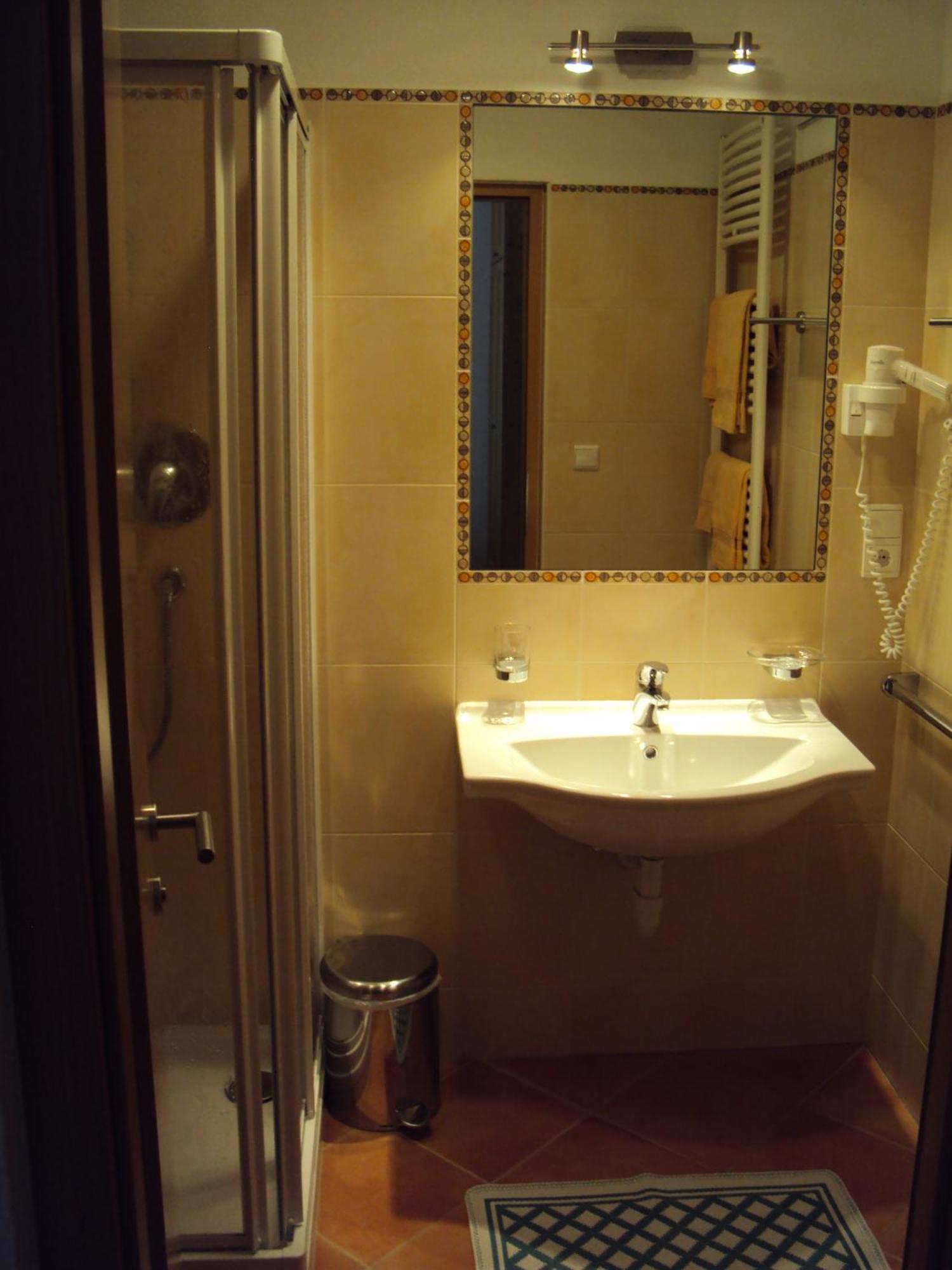 Haus Fliri Hotel Curon Venosta Bilik gambar