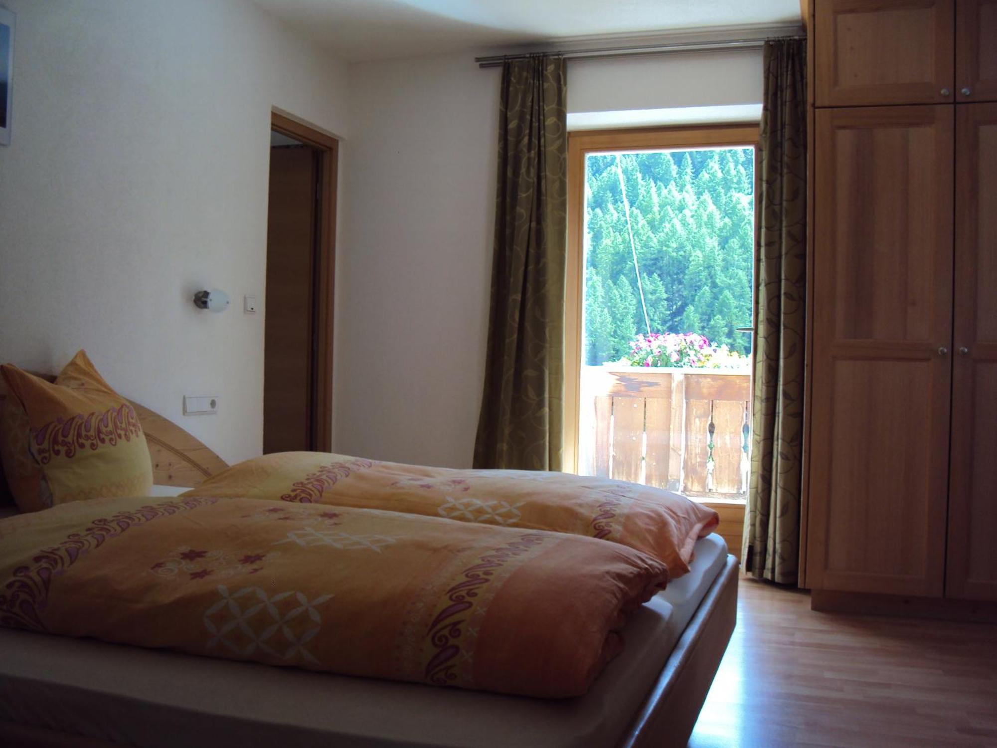 Haus Fliri Hotel Curon Venosta Bilik gambar