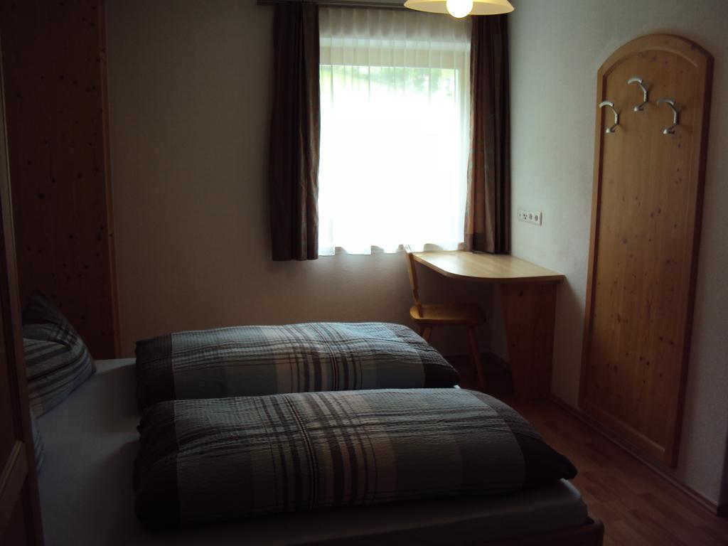 Haus Fliri Hotel Curon Venosta Bilik gambar