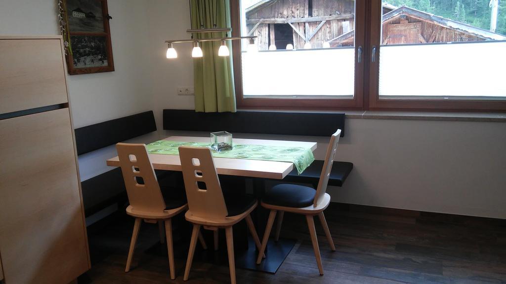 Haus Fliri Hotel Curon Venosta Luaran gambar